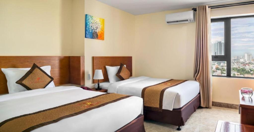 An Thuyen Hotel Дананг Экстерьер фото